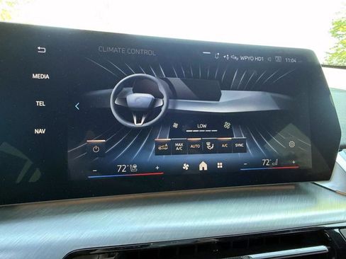 New 2026 BMW X2 xDrive28i w/ Technology Package AWD/4WD image 28