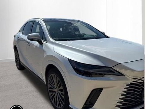 Used 2024 Lexus RX 350 AWD w/ Convenience Package image 3