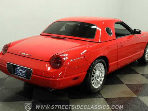 Used 2005 Ford Thunderbird RWD image 11