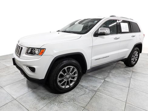 Used 2016 Jeep Grand Cherokee Limited AWD/4WD image 4