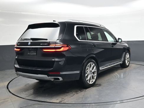 Used 2025 BMW X7 xDrive40i image 4