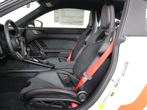 New 2026 Porsche 911 GT3 image 5