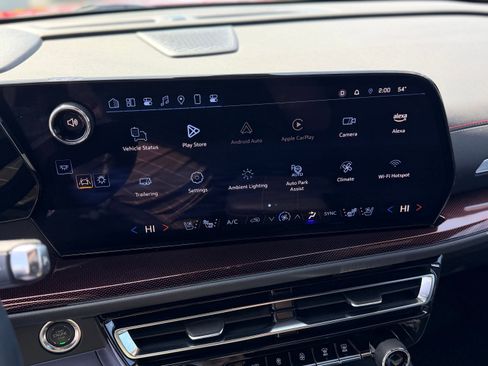 Used 2024 Chevrolet Traverse RS w/ LPO, Floor Liner Package image 15