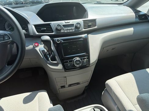 Used 2015 Honda Odyssey EX image 15