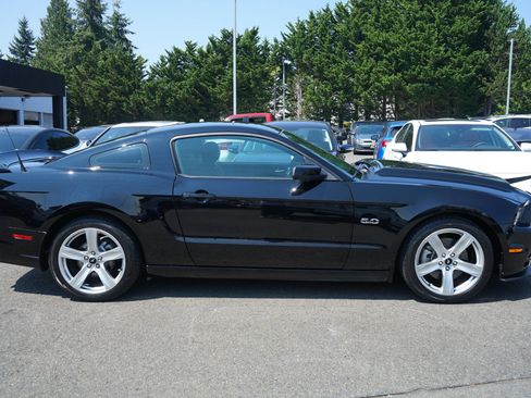 Used 2014 Ford Mustang GT RWD image 6