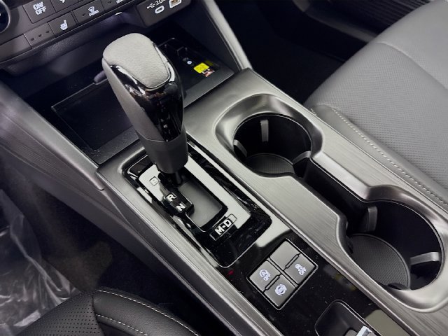 New 2026 Subaru Outback Limited AWD/4WD image 17
