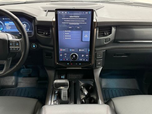 Used 2023 Ford F150 Lightning Lariat image 22