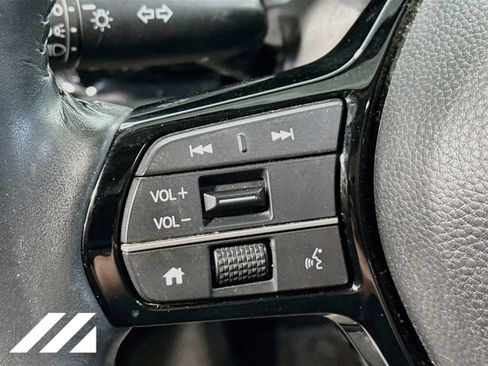 Used 2024 Honda CR-V EX-L image 11