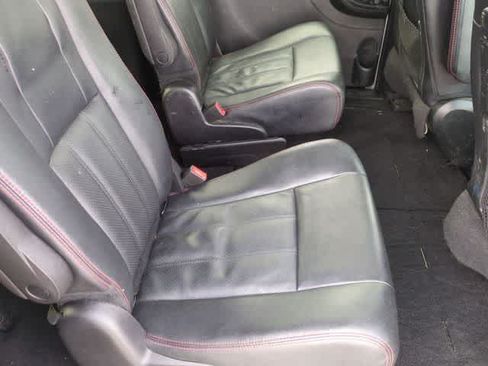 Certified 2019 Dodge Grand Caravan GT FWD image 16