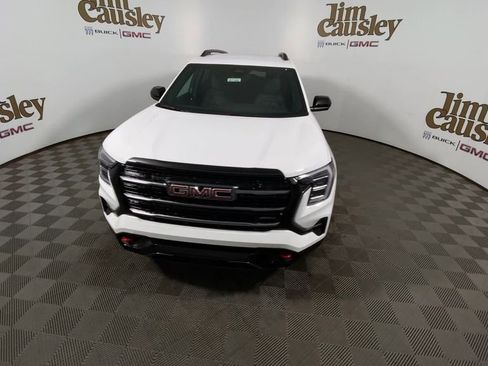 Used 2026 GMC Terrain AT4 w/ Convenience Package III AWD/4WD image 3