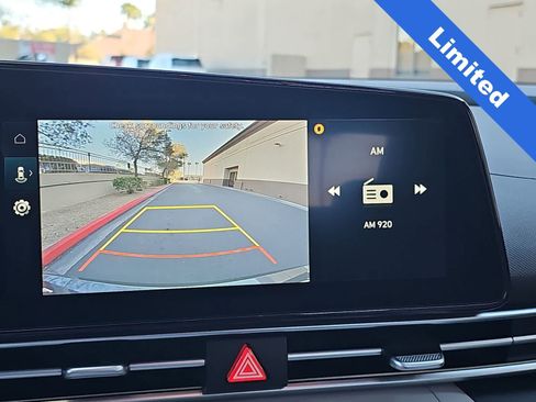 Used 2025 Hyundai Elantra Limited image 26