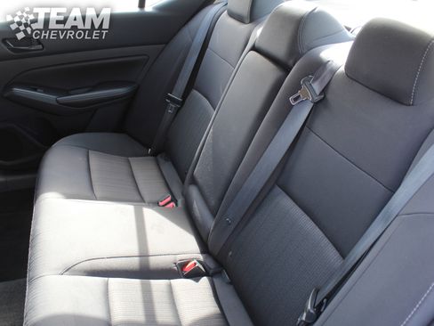 Used 2024 Nissan Altima 2.5 SV image 21