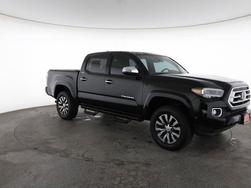Used 2023 Toyota Tacoma Limited RWD image 2