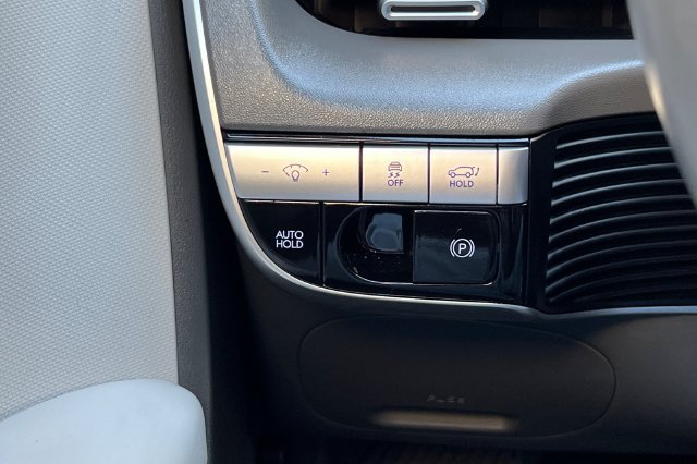 Certified 2024 Hyundai Ioniq 5 SEL RWD image 34