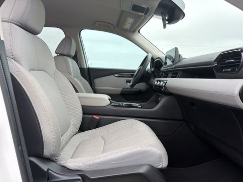 Certified 2024 Honda Pilot LX image 13