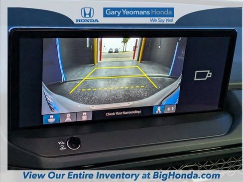 Used 2025 Honda Accord Sport image 30