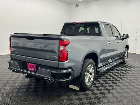 Used 2022 Chevrolet Silverado 1500 High Country w/ Technology Package image 8