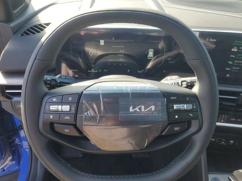 New 2026 Kia Sportage X-Line w/ X-Line Technology Package image 17