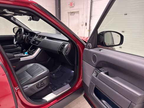 Used 2022 Land Rover Range Rover Sport HSE Silver Edition image 33