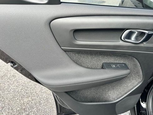 New 2026 Volvo XC40 B5 Ultra w/ Protection Package Premier image 23