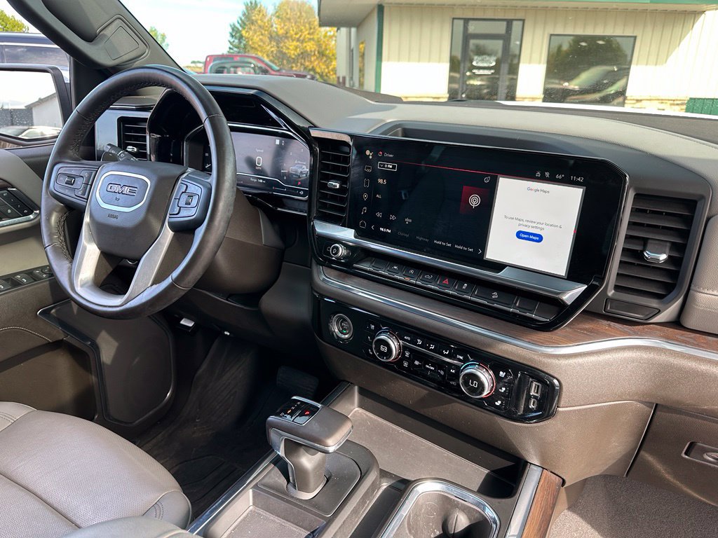 Used 2023 GMC Sierra 1500 SLT w/ SLT Premium Package AWD/4WD image 31