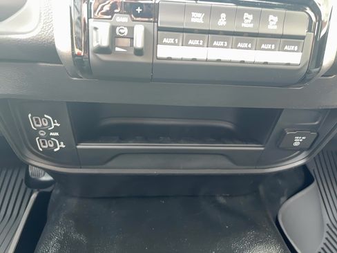 New 2026 RAM 3500 Tradesman AWD/4WD image 27