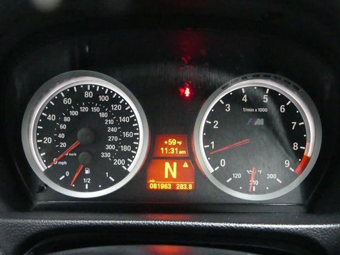 Used 2013 BMW M3 Convertible image 28