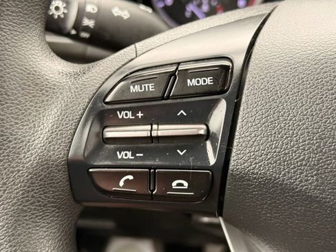 Used 2019 Hyundai Elantra SE w/ Cargo Package FWD image 27