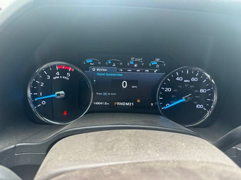 Used 2017 Ford F250 King Ranch w/ King Ranch Ultimate Package AWD/4WD image 12