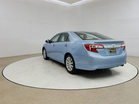 Used 2012 Toyota Camry XLE FWD image 5