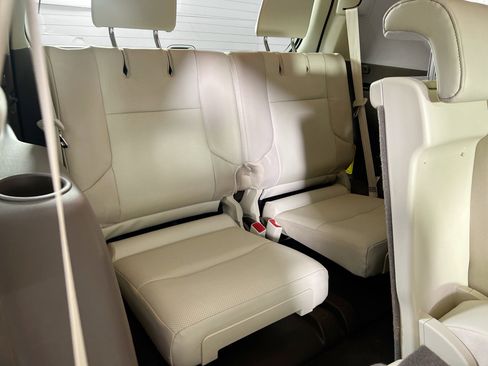 Used 2019 Lexus GX 460 image 28