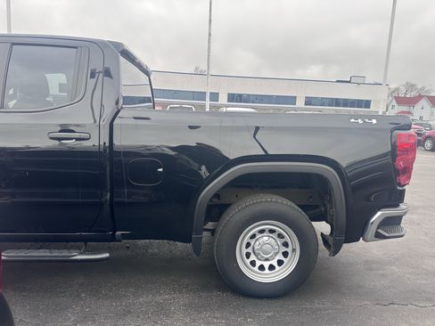 Used 2023 GMC Sierra 1500 Pro w/ Pro Value Package image 5