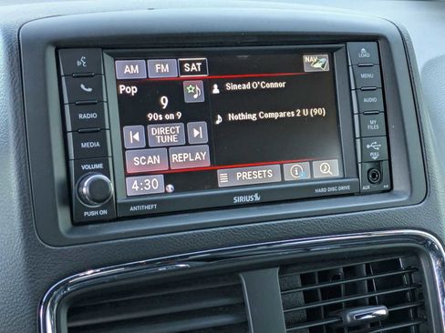 Certified 2017 Dodge Grand Caravan GT image 23