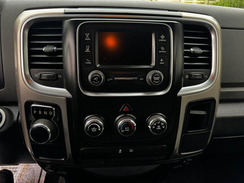 Used 2017 RAM 1500 Classic SLT RWD image 17