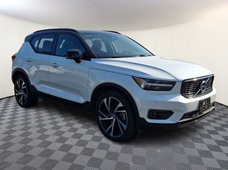 Used 2021 Volvo XC40 T5 R-Design w/ Advanced Package AWD/4WD video 1
