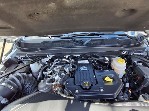 Used 2026 RAM 2500 Laramie AWD/4WD image 20