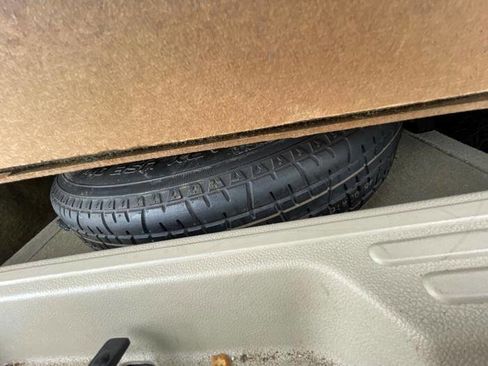 Used 2006 Ford Freestar SE FWD image 27