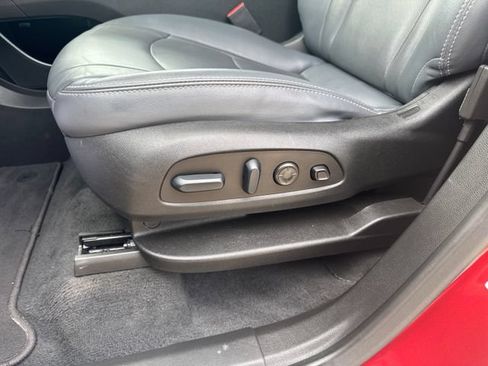 Used 2024 Buick Enclave Premium AWD/4WD image 19