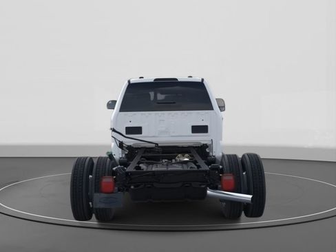 New 2026 Ford F550 2WD Crew Cab Super Duty image 5