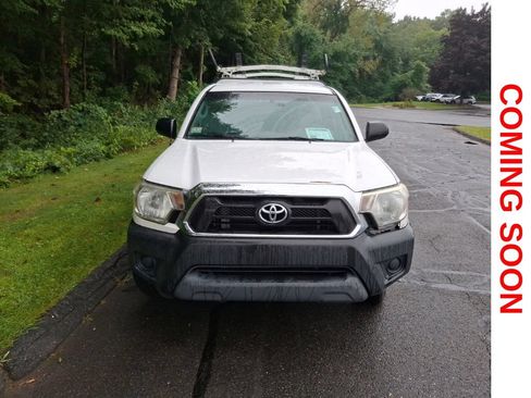 Used 2015 Toyota Tacoma 2WD Access Cab image 3