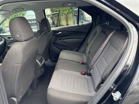 Used 2022 Chevrolet Equinox LT image 16