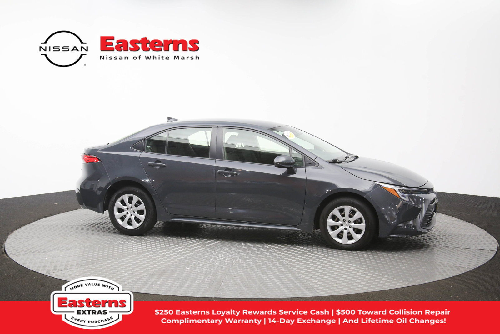 Used 2023 Toyota Corolla LE w/ Carpet Mat Package (TMS) FWD image 43