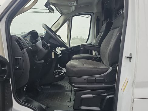 Used 2021 RAM ProMaster 2500 w/ Convenience Group image 13
