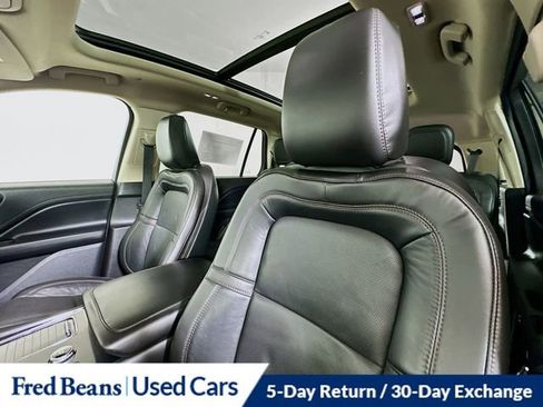 Certified 2023 Lincoln Aviator Reserve w/ Equipment Group 201A image 23