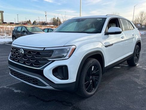 New 2026 Volkswagen Atlas Cross Sport SE AWD/4WD image 3
