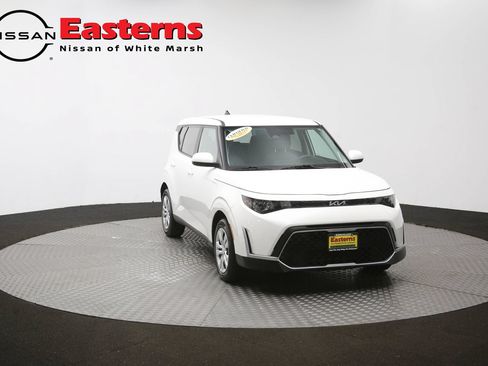 Used 2023 Kia Soul LX FWD image 49