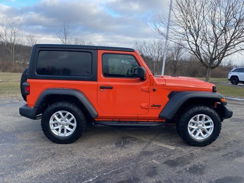 Used 2023 Jeep Wrangler Sport S image 2