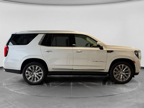 Used 2023 GMC Yukon Denali AWD/4WD image 2