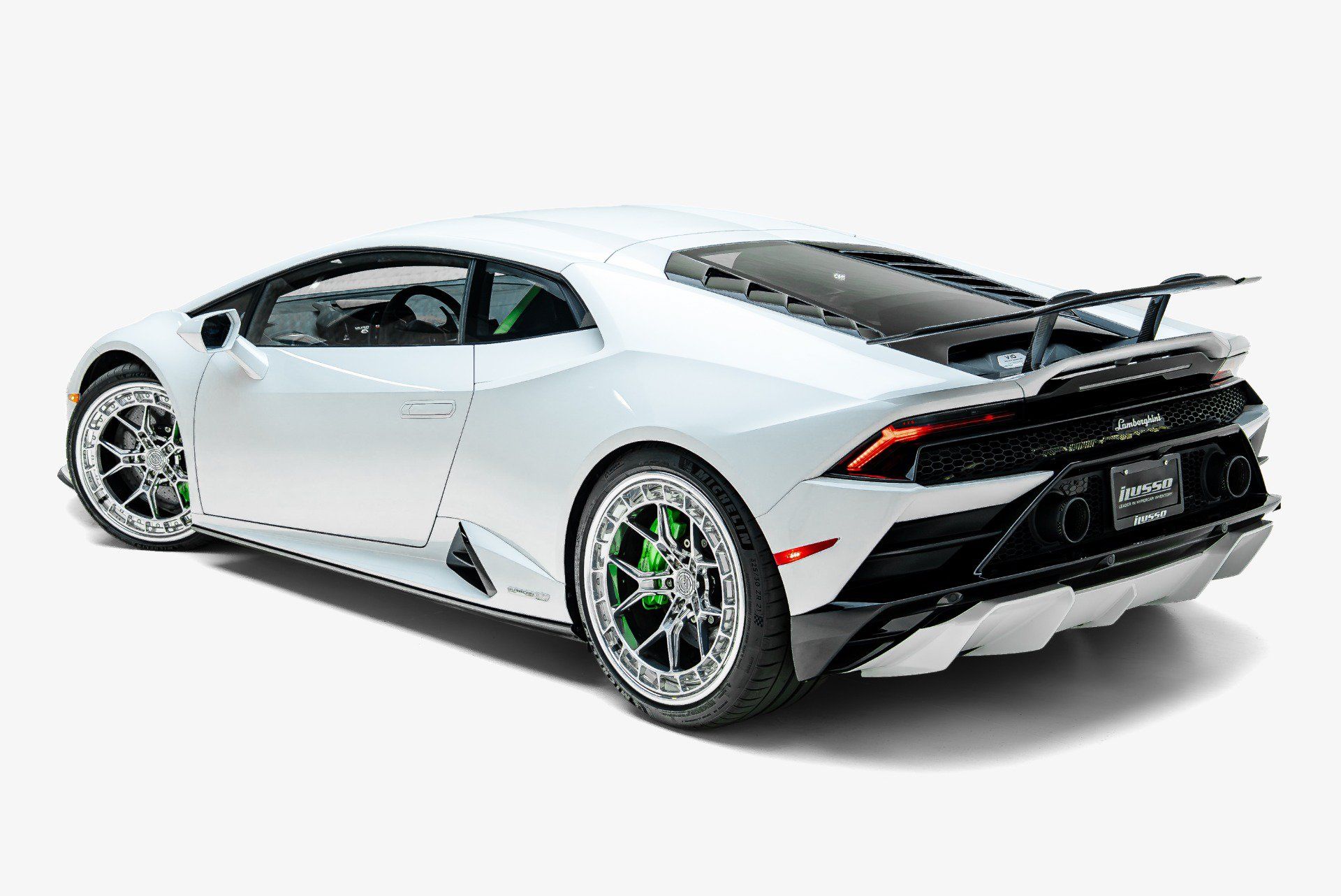 Used 2021 Lamborghini Huracan EVO RWD image 15