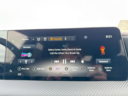 New 2025 Nissan Kicks SR image 35